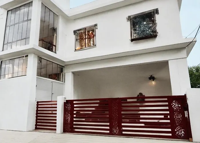 Suryavansham Guest House